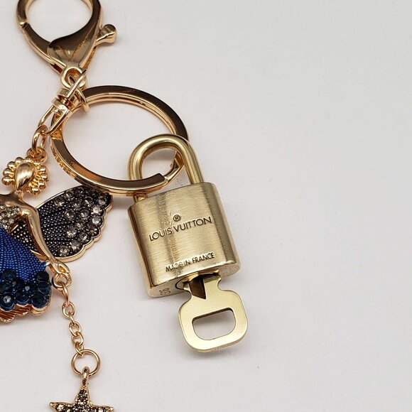 Authentic Louis Vuitton Lock & Key with unbranded Bagcharm, Keycharm, Keychain - Picture 9 of 9
